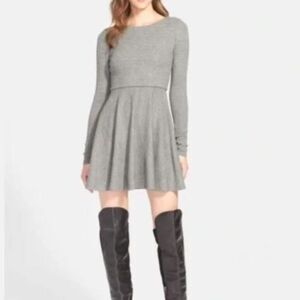 Alice + Olivia Brinley Knit Mini Dress Sz 0 Grey Longsleeve